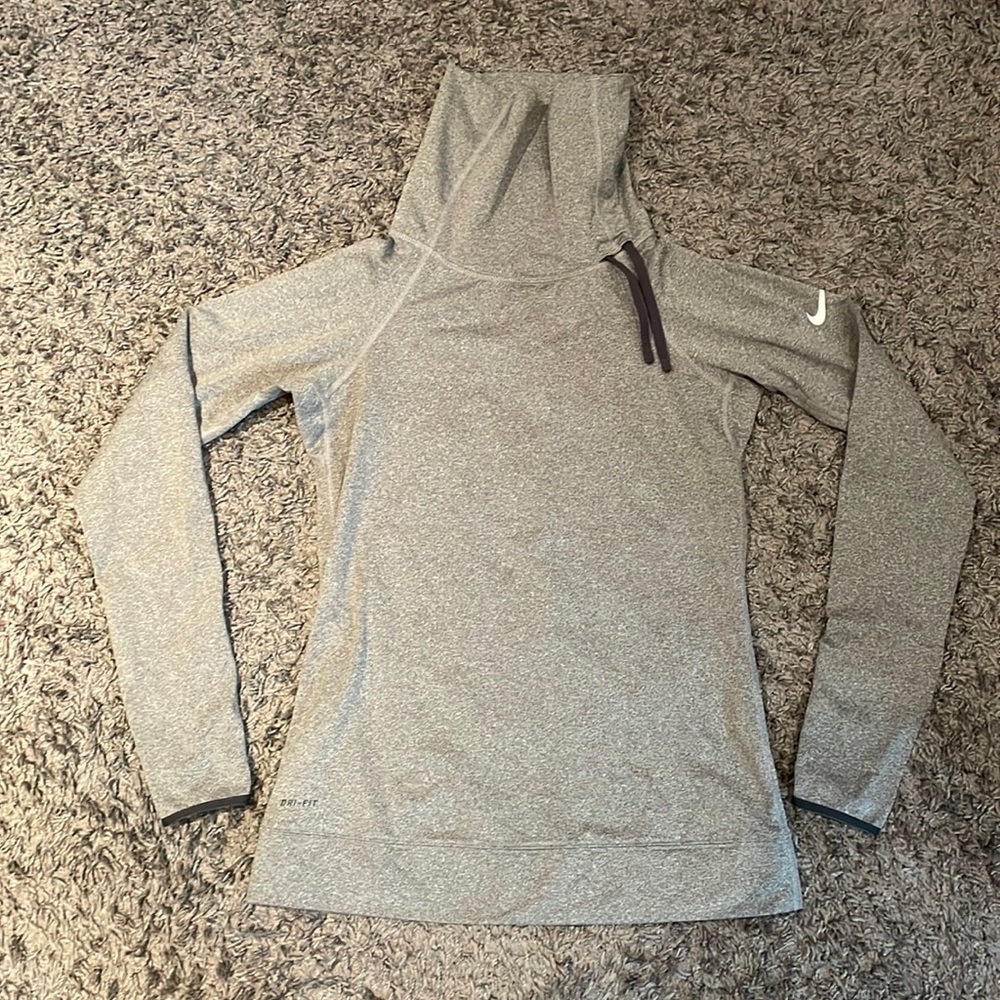 Grey nike pro long sleeve